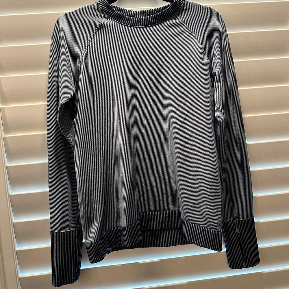 Lululemon Engineered Warmth Pullover Size 10